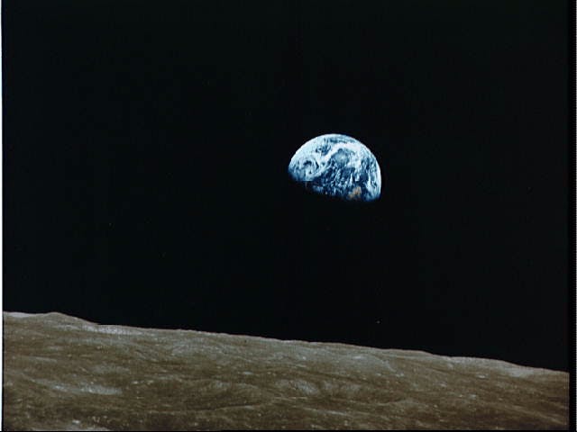 Antwrp Gsfc Nasa Gov Apod Fap Image 9912 Earthrise Apollo8 Big
