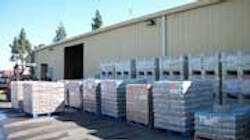 Refrigeratedtransporter 426 Dot Food Pallets Outside Warehouse Pic Refrigeratedtransporter 426 Dot Food Pallets Outside Warehouse Pic