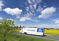 Refrigeratedtransporter 1142 Krone Cool Liner Duoplex Pic Refrigeratedtransporter 1142 Krone Cool Liner Duoplex Pic