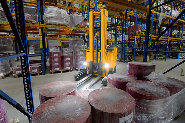 Refrigeratedtransporter 2148 Jungheinrich Etv 3 Series Reach Truck