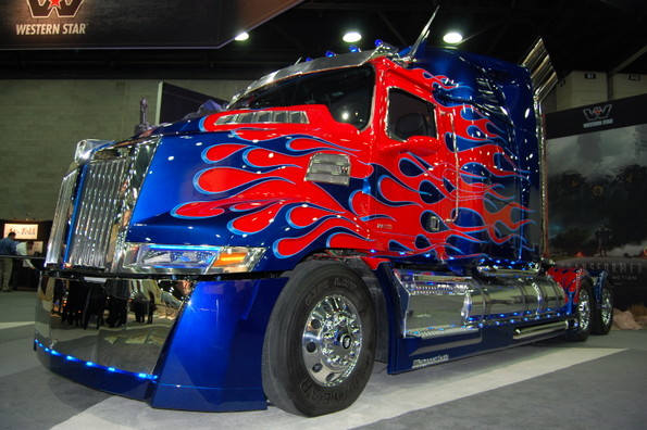 Fleetowner Com Sites Fleetowner com Files Uploads Western Star Optimus Prime Truck Model