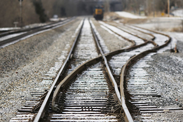 Refrigeratedtransporter 1318 Railroad Tracks Luke Sharrett Getty