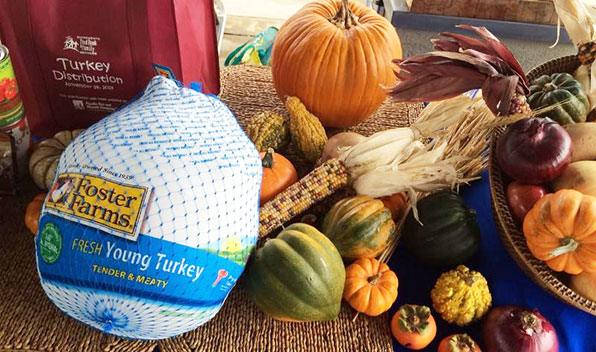 Refrigeratedtransporter 1365 Foster Farms Donates Turkeys