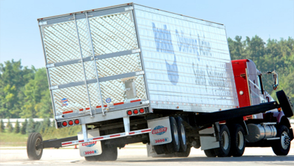 Refrigeratedtransporter 1379 Utility Roll Stability Pic