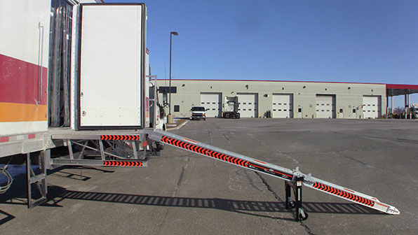 Refrigeratedtransporter 2210 Randall Elevated Platform Rt