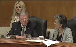 Fleetowner Com Sites Fleetowner com Files Uploads 2015 02 Epw Inhofe Boxer 2 Fleetowner Com Sites Fleetowner com Files Uploads 2015 02 Epw Inhofe Boxer 2