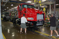 Fleetowner Com Sites Fleetowner com Files Uploads 2015 02 Mack Assembly2