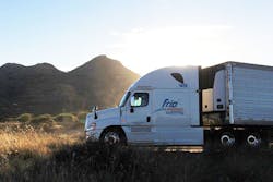 Refrigeratedtransporter 1452 Frio Express Truck Desert Refrigeratedtransporter 1452 Frio Express Truck Desert