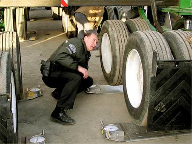 Trucker 35 Weight Inspector