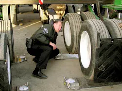 Trucker 35 Weight Inspector Trucker 35 Weight Inspector