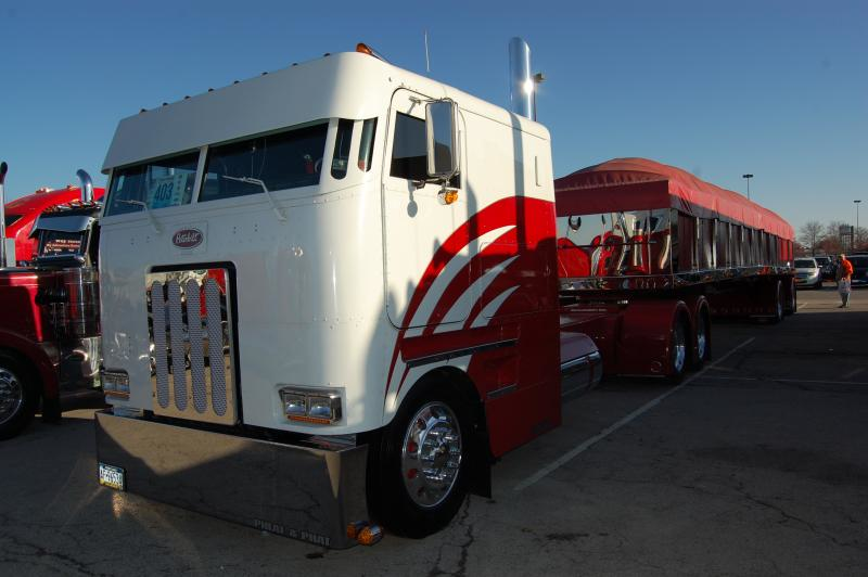 Trucker Com Sites Trucker com Files Uploads 2015 04 Flash Cabover