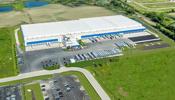 Refrigeratedtransporter 1498 Hanson Logistics Hobart Facility