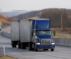 Fleetowner Com Sites Fleetowner com Files Uploads 2015 02 Twin Trailers Fleetowner Com Sites Fleetowner com Files Uploads 2015 02 Twin Trailers