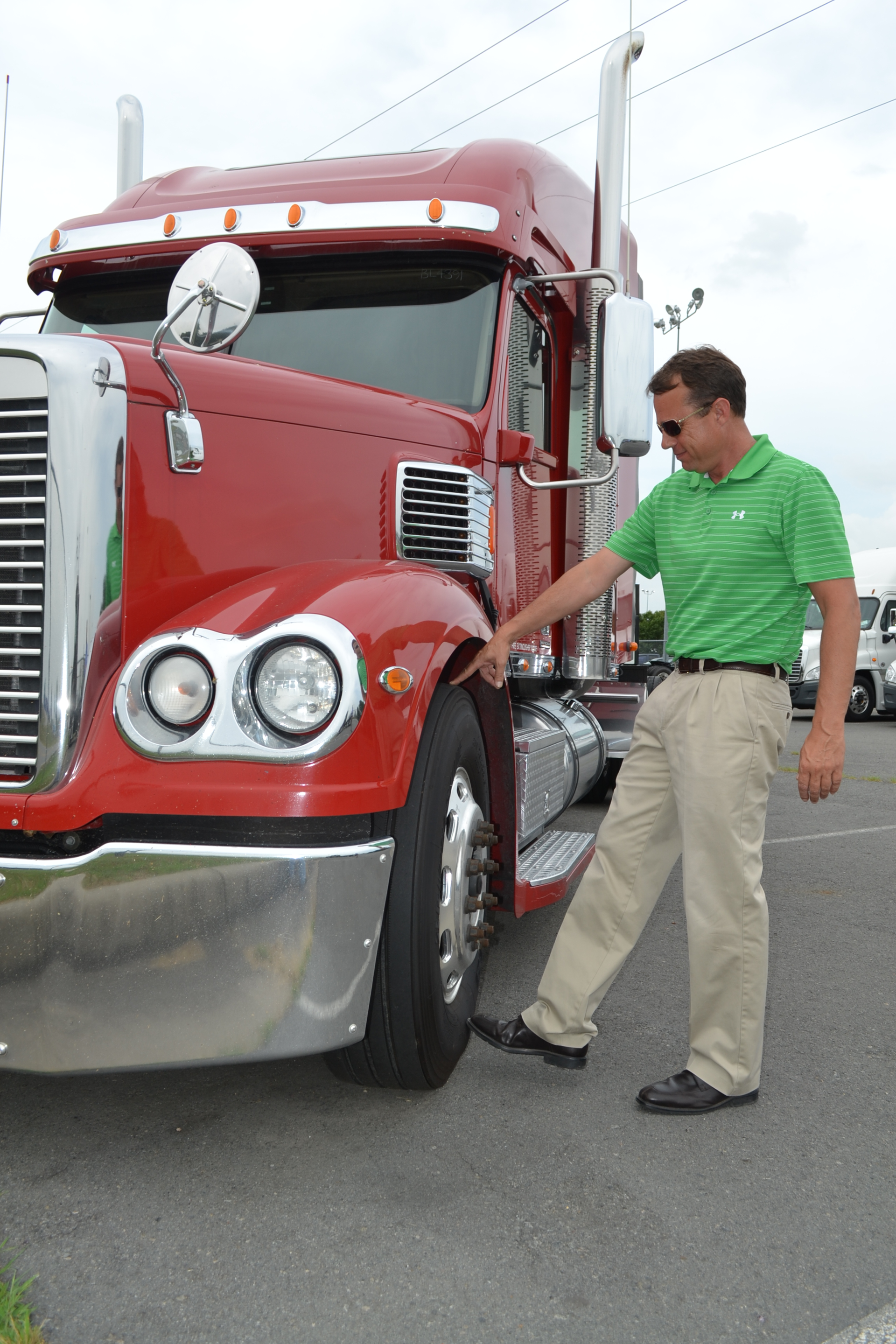 Trucker 152 Used Trux 015