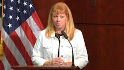 Trucker 251 082115 Hope Rivenberg Trucker 251 082115 Hope Rivenberg