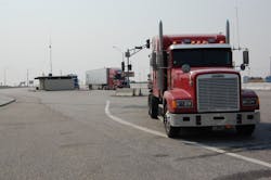 Fleetowner Com Sites Fleetowner com Files Uploads 2015 10 Stopped1 Fleetowner Com Sites Fleetowner com Files Uploads 2015 10 Stopped1