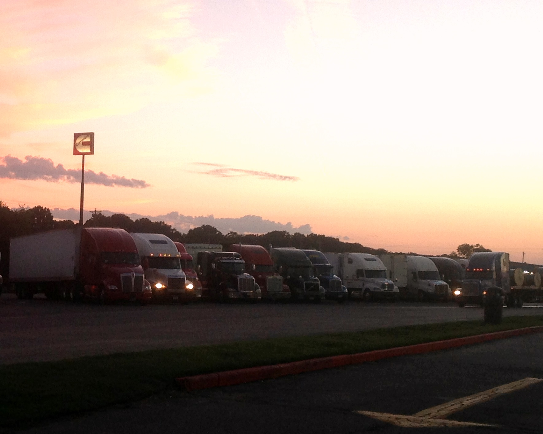 Trucker 299 Truckstop Dawn