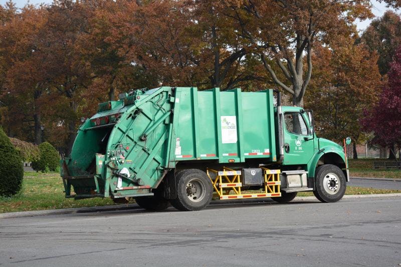 Fleetowner Com Sites Fleetowner com Files Uploads 2015 Dump Truck With Sideguards