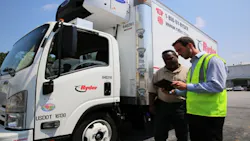 Refrigeratedtransporter 1584 Ryder Rental Truck