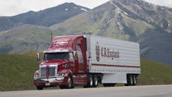 Refrigeratedtransporter 1620 C R England Tractor Trailer Refrigeratedtransporter 1620 C R England Tractor Trailer