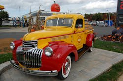 Trucker 5826 Pickup1 Trucker 5826 Pickup1