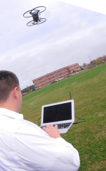 Fleetowner Com Sites Fleetowner com Files Uploads 2016 02 Drone1