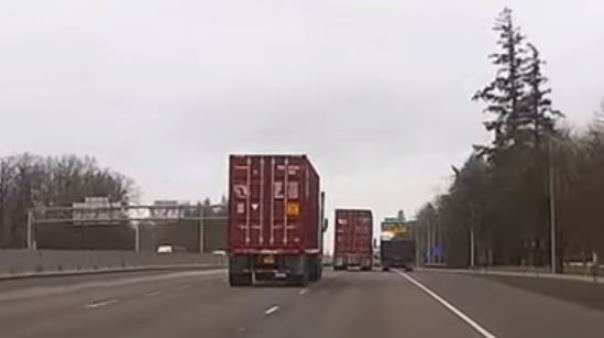 Trucker 493 Dcow Doubletrouble