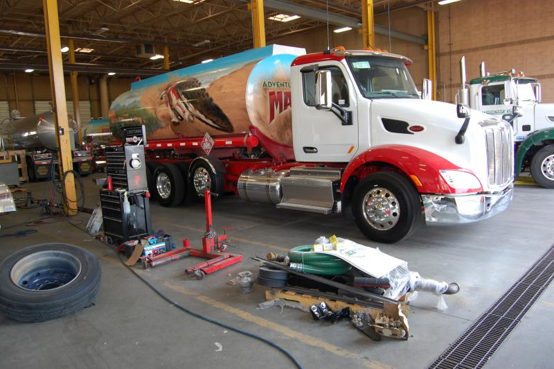 Fleetowner Com Sites Fleetowner com Files Uploads 2016 03 Shop1