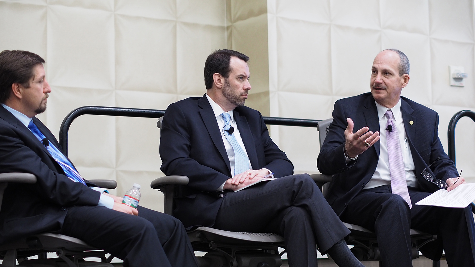 Trucker 584 041116 Panel Discussion Fmcsa Web Agm