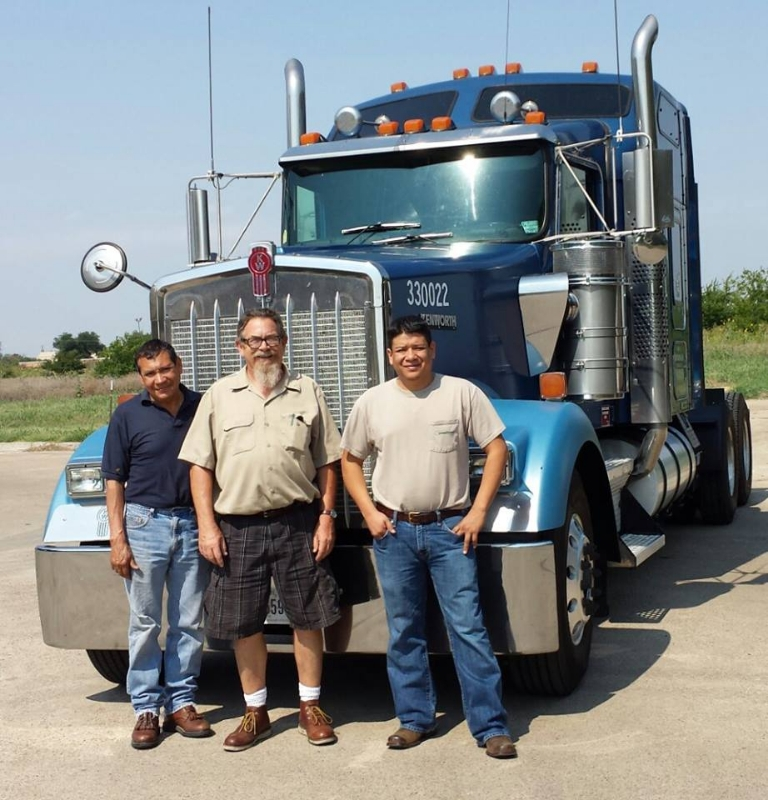 Trucker 641 Rtt Spotlight 2