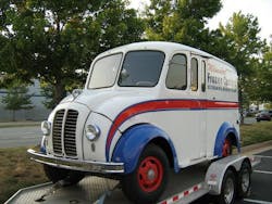 Fleetowner Com Sites Fleetowner com Files Uploads 2015 08 1024px Divco Delivery Truck Front 0 Fleetowner Com Sites Fleetowner com Files Uploads 2015 08 1024px Divco Delivery Truck Front 0