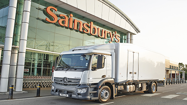 Refrigeratedtransporter 1739 Sainsbury Reefer Truck