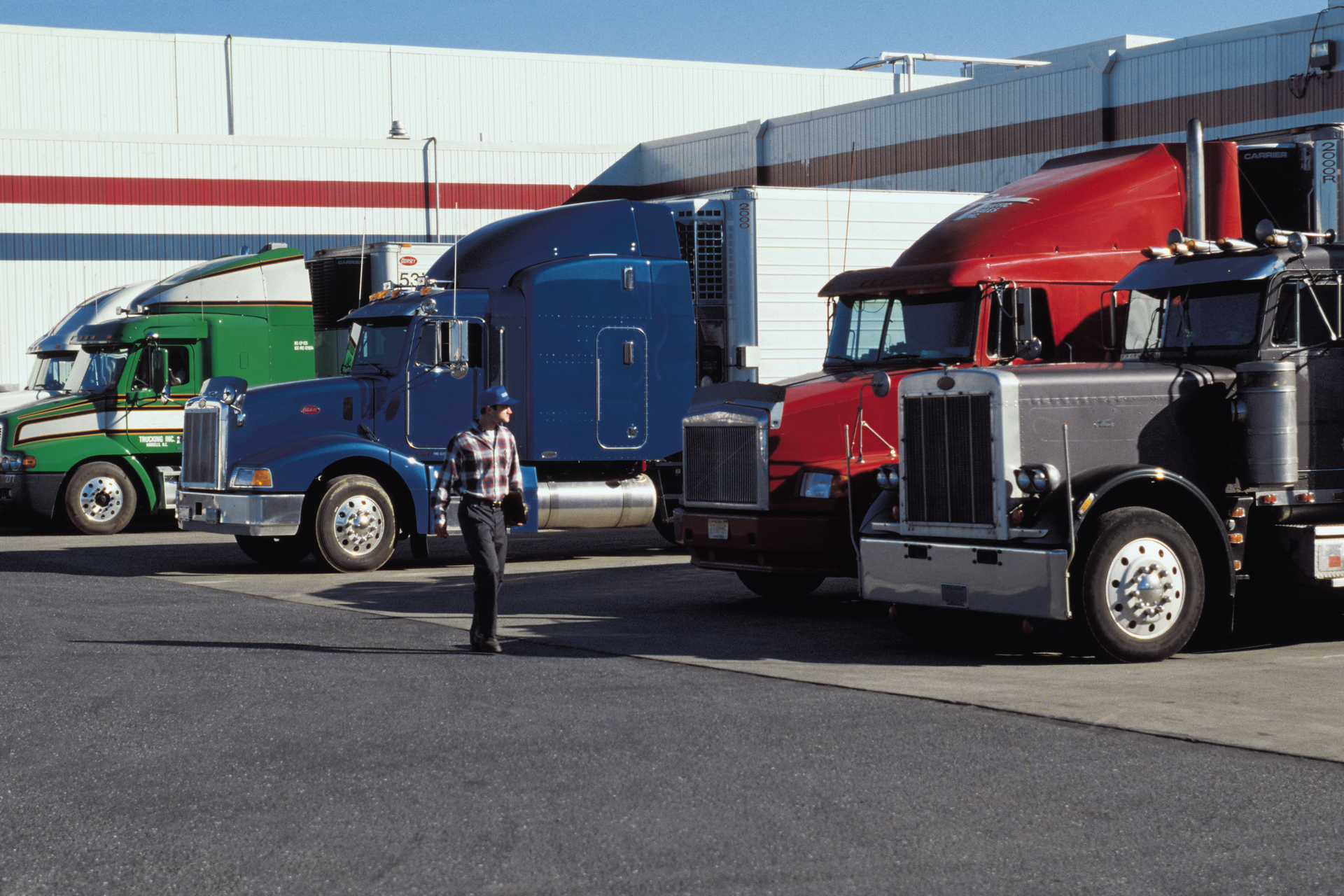 Trucker 705 Docks Ts