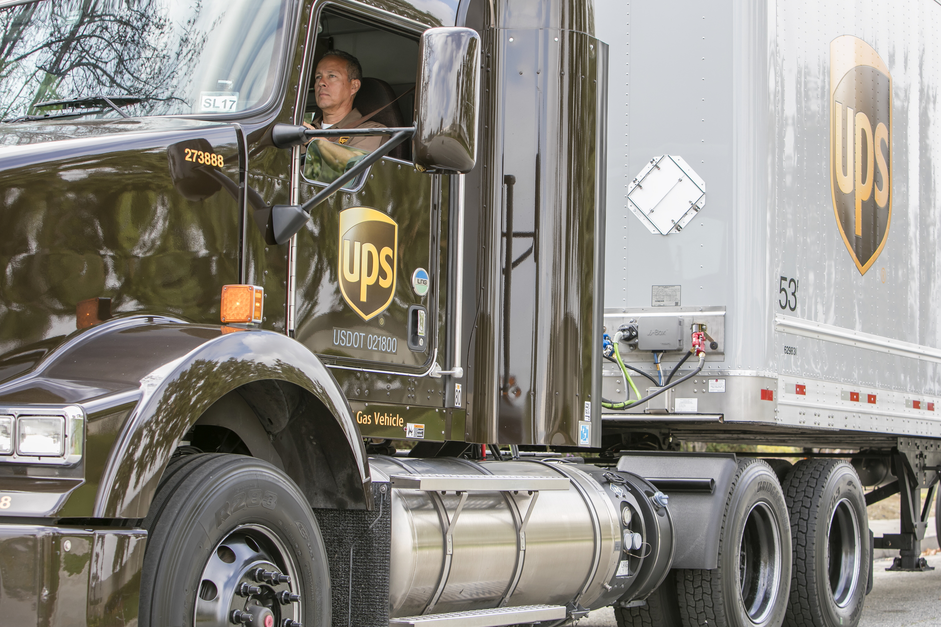 Trucker 789 Ups Lng Tractor