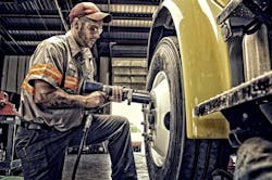 Trucker 832 Gcr 0332flt Trucker 832 Gcr 0332flt