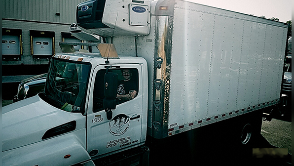 Refrigeratedtransporter 1861 Lancaster Farm Fresh Truck