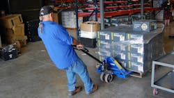 Fleetowner Com Sites Fleetowner com Files Uploads 2016 06 16 082616 Driver Pulling Pallet Sk Web Fleetowner Com Sites Fleetowner com Files Uploads 2016 06 16 082616 Driver Pulling Pallet Sk Web