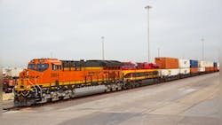 Refrigeratedtransporter 1897 Bnsf Locomotive Hauling Container Railcars Refrigeratedtransporter 1897 Bnsf Locomotive Hauling Container Railcars