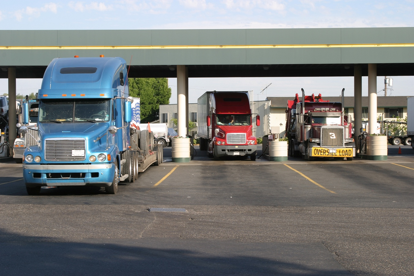 Trucker 965 Fuel Island Ts 3 Lo
