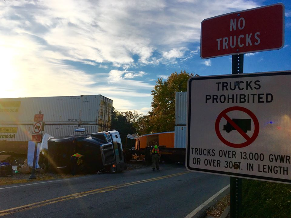 Trucker 974 Dcow Ga Rr