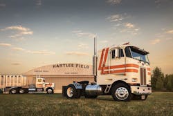 Fleetowner Com Sites Fleetowner com Files Uploads 2016 06 16 Snider Chrome And Elegance Hartlee Field Fleetowner Com Sites Fleetowner com Files Uploads 2016 06 16 Snider Chrome And Elegance Hartlee Field