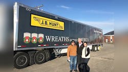 Refrigeratedtransporter 1915 Jb Hunt Photo Wreaths Article Refrigeratedtransporter 1915 Jb Hunt Photo Wreaths Article