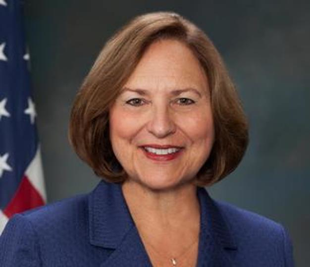 Trucker 1062 2014 Fischer Offcial Photo Display