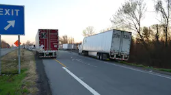 Trucker 1069 Truck Parking 058
