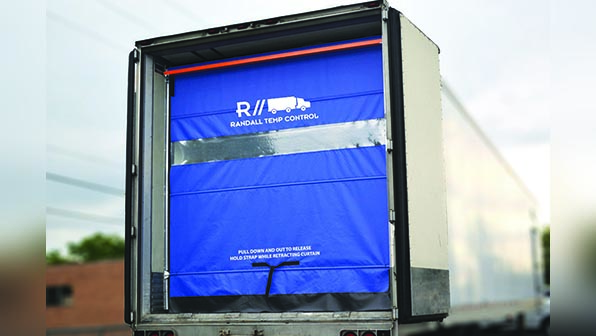 Refrigeratedtransporter 2212 Randall Pulldown Curtain Pic