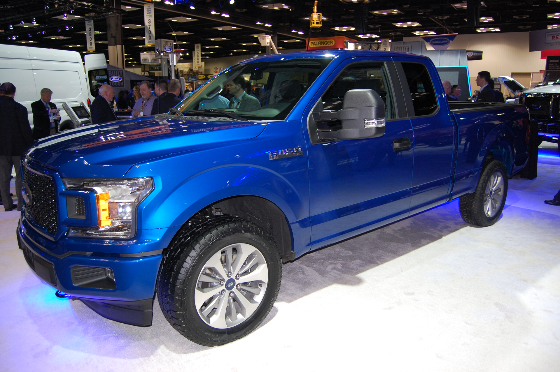 Trucker 1170 Wts Ford