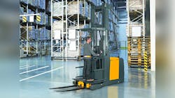 Refrigeratedtransporter 2161 Mcfa Reach Truck Photo Refrigeratedtransporter 2161 Mcfa Reach Truck Photo