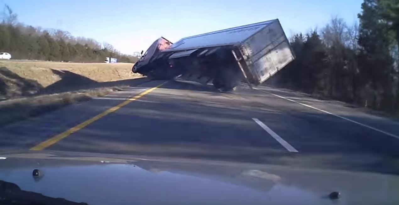 Trucker 1221 Dcow Doggone