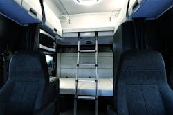 Trucker 1278 Newcascadiasleeper Laddere2 Trucker 1278 Newcascadiasleeper Laddere2