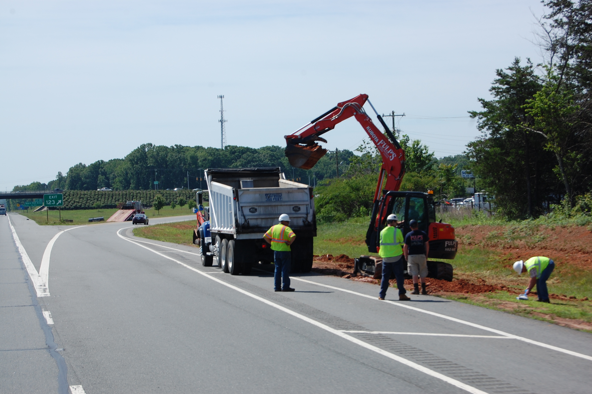 Trucker 1302 Construction